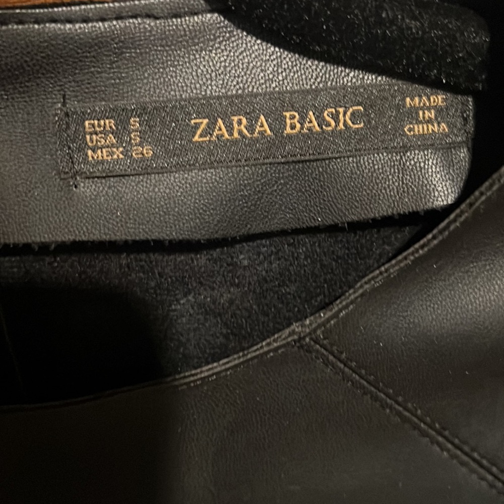 ZARA - Picture 8 of 9